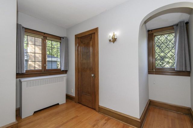 352 N Pinecrest STREET, Milwaukee, WI 53208