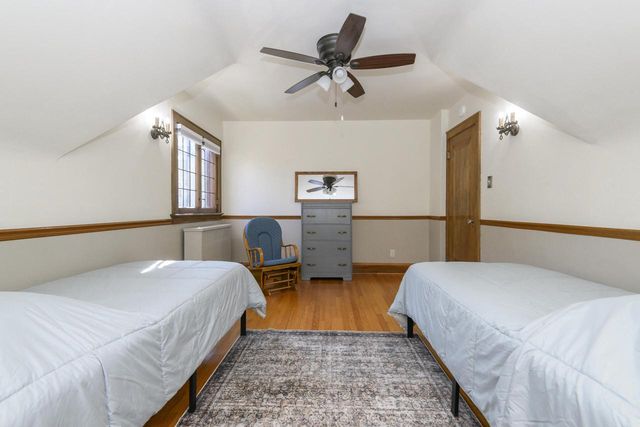 352 N Pinecrest STREET, Milwaukee, WI 53208