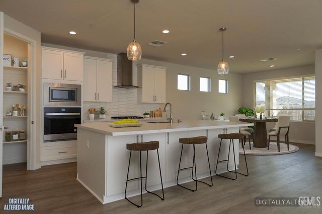 11001 Arundel Way, Bakersfield, CA 93311