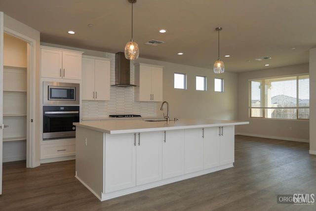 11001 Arundel Way, Bakersfield, CA 93311