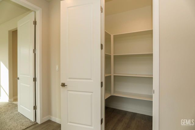 11001 Arundel Way, Bakersfield, CA 93311