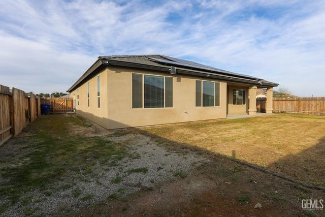 11001 Arundel Way, Bakersfield, CA 93311