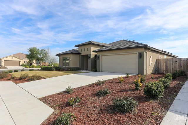 11001 Arundel Way, Bakersfield, CA 93311