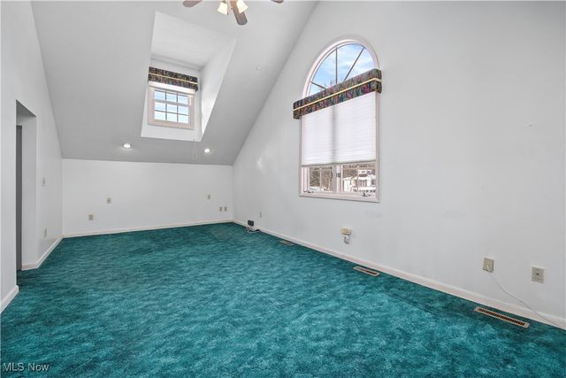 105 Northwood Hollow Court, Amherst, OH 44001