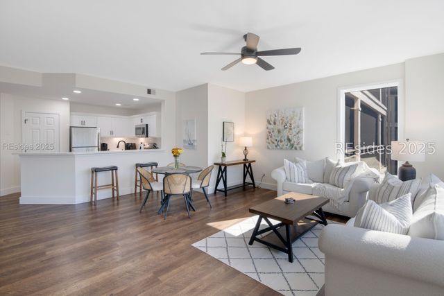 6 Village North Dr Apt 115, Hilton Head Island, SC 29926