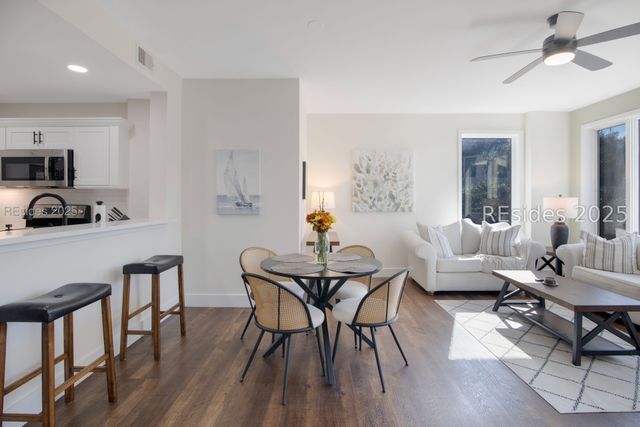 6 Village North Dr Apt 115, Hilton Head Island, SC 29926