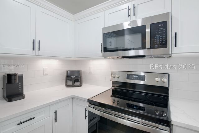 6 Village North Dr Apt 115, Hilton Head Island, SC 29926