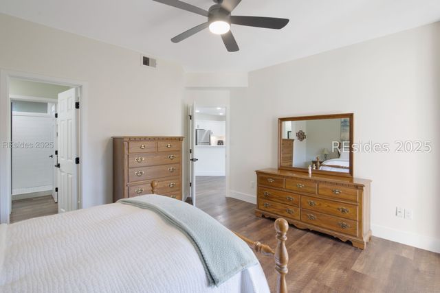 6 Village North Dr Apt 115, Hilton Head Island, SC 29926