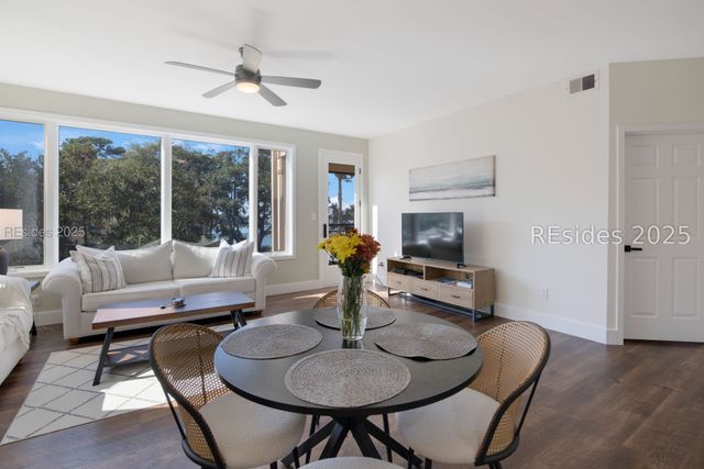 6 Village North Dr Apt 115, Hilton Head Island, SC 29926