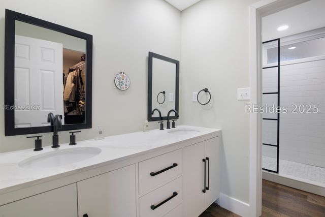 6 Village North Dr Apt 115, Hilton Head Island, SC 29926