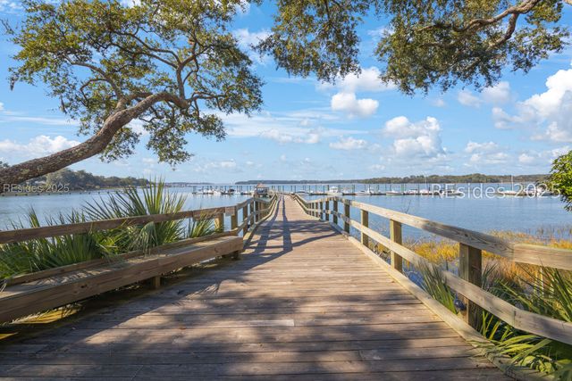 6 Village North Dr Apt 115, Hilton Head Island, SC 29926