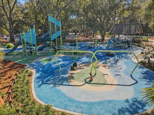 6 Village North Dr Apt 115, Hilton Head Island, SC 29926