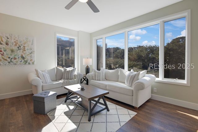 6 Village North Dr Apt 115, Hilton Head Island, SC 29926