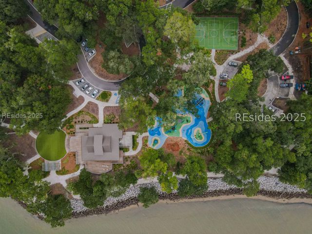 6 Village North Dr Apt 115, Hilton Head Island, SC 29926