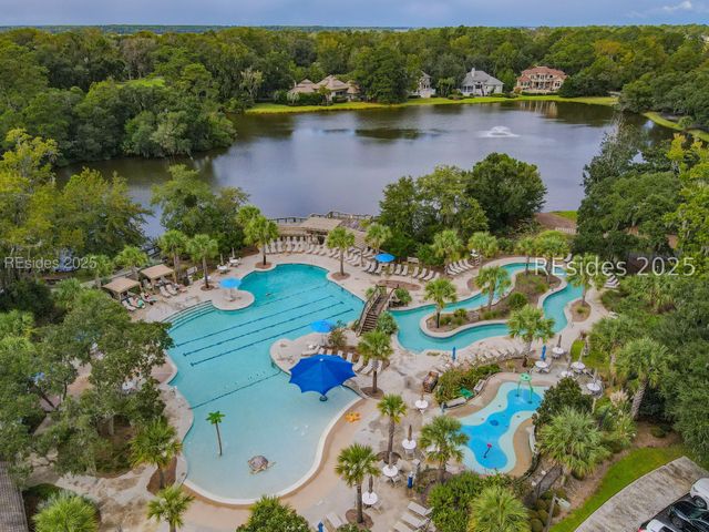 6 Village North Dr Apt 115, Hilton Head Island, SC 29926
