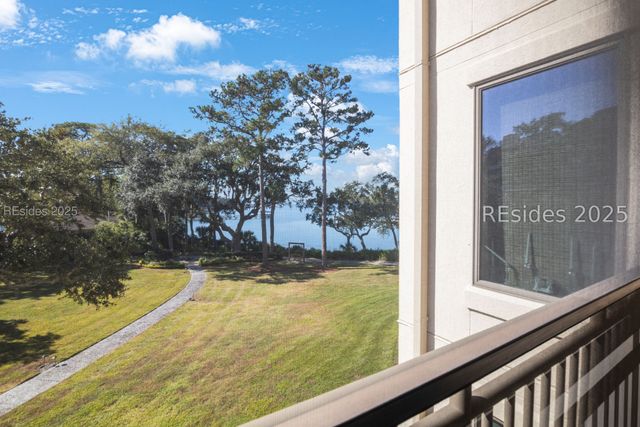 6 Village North Dr Apt 115, Hilton Head Island, SC 29926