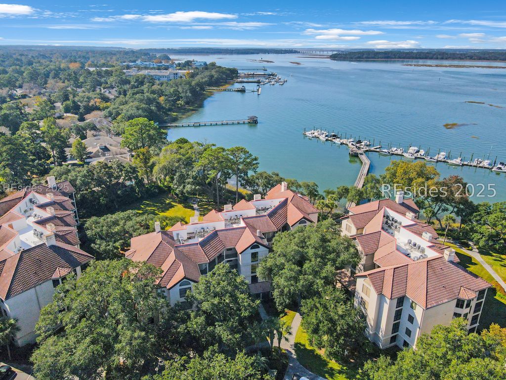 6 Village North Dr Apt 115, Hilton Head Island, SC 29926