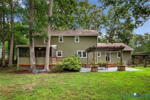10009 Farmleigh Dr, North Chesterfield, VA 23235