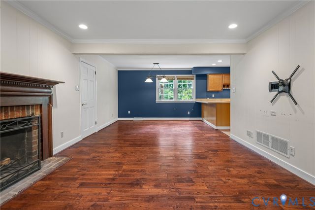 10009 Farmleigh Dr, North Chesterfield, VA 23235