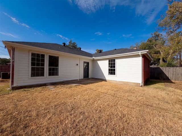4519 Marcell Avenue, Dallas, TX 75211