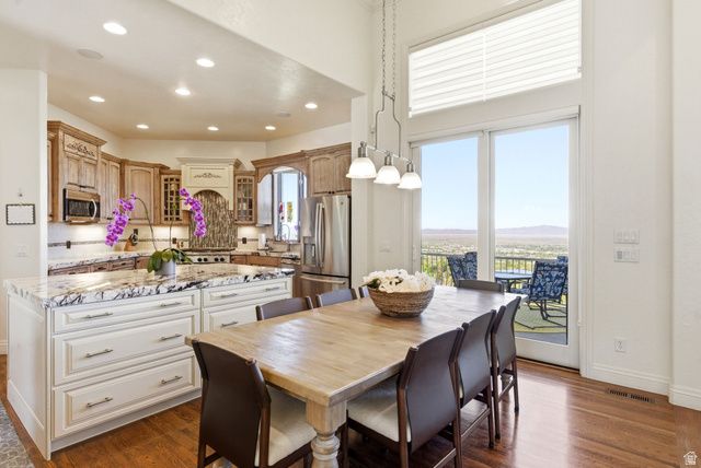 908 FREMONT RD, Bountiful, UT 84010