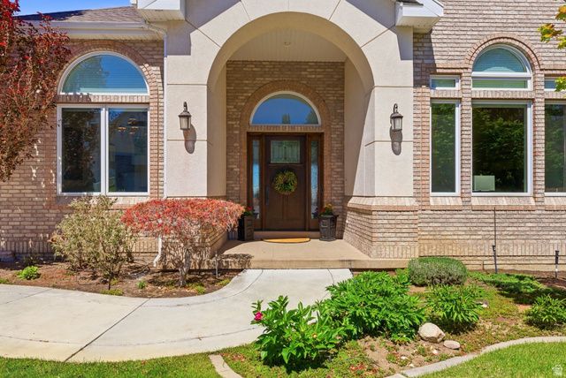 908 FREMONT RD, Bountiful, UT 84010