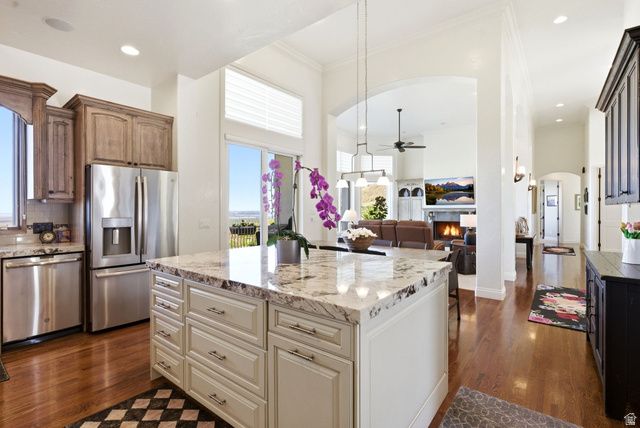 908 FREMONT RD, Bountiful, UT 84010