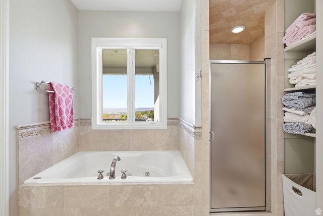 908 FREMONT RD, Bountiful, UT 84010