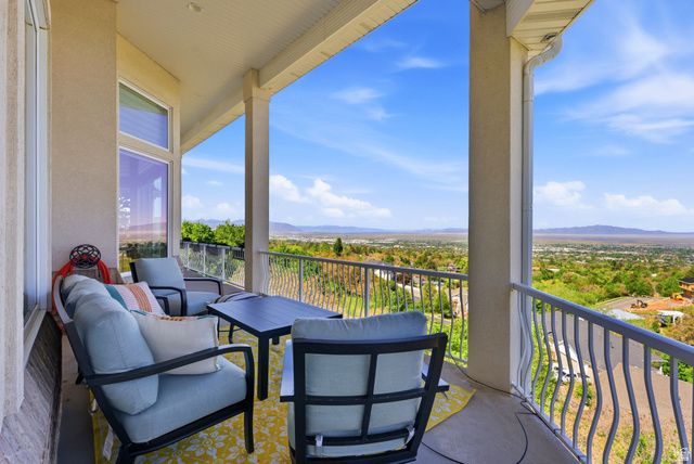 908 FREMONT RD, Bountiful, UT 84010