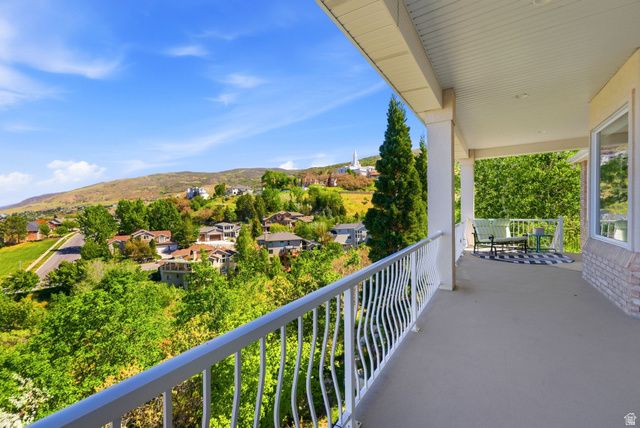 908 FREMONT RD, Bountiful, UT 84010