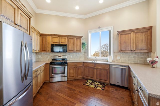 908 FREMONT RD, Bountiful, UT 84010