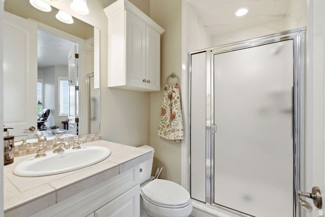 908 FREMONT RD, Bountiful, UT 84010