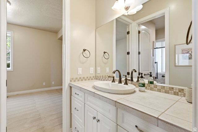 908 FREMONT RD, Bountiful, UT 84010