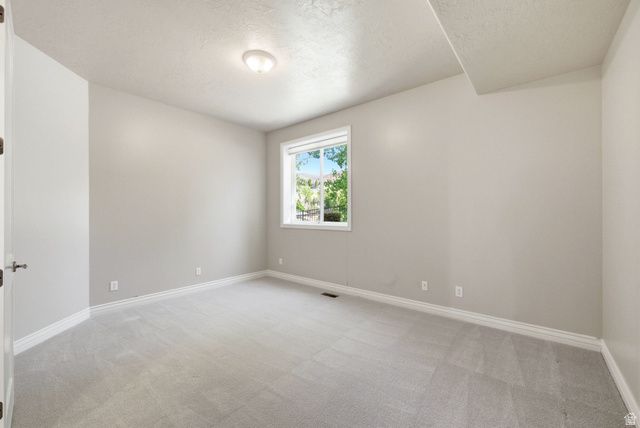 908 FREMONT RD, Bountiful, UT 84010