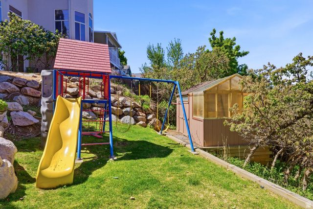 908 FREMONT RD, Bountiful, UT 84010