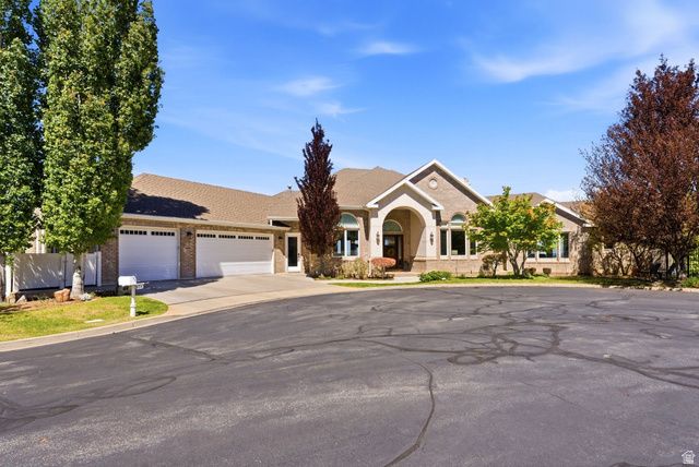 908 FREMONT RD, Bountiful, UT 84010
