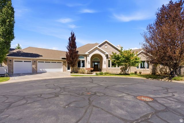 908 FREMONT RD, Bountiful, UT 84010