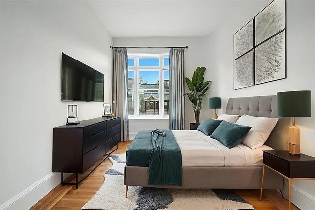 388 Marlborough Street 5, Boston, MA 02115