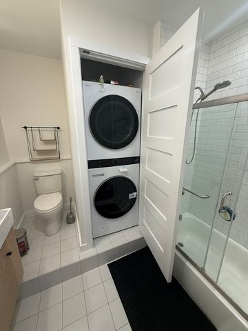 388 Marlborough Street 5, Boston, MA 02115