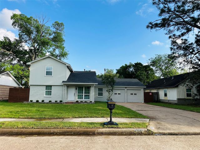 7131 Carvel Lane, Houston, TX 77074