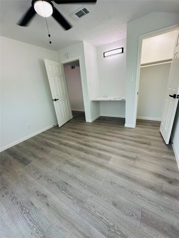7131 Carvel Lane, Houston, TX 77074