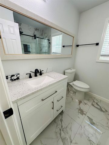 7131 Carvel Lane, Houston, TX 77074