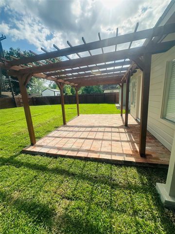 7131 Carvel Lane, Houston, TX 77074