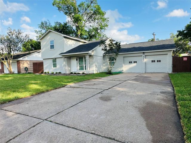 7131 Carvel Lane, Houston, TX 77074