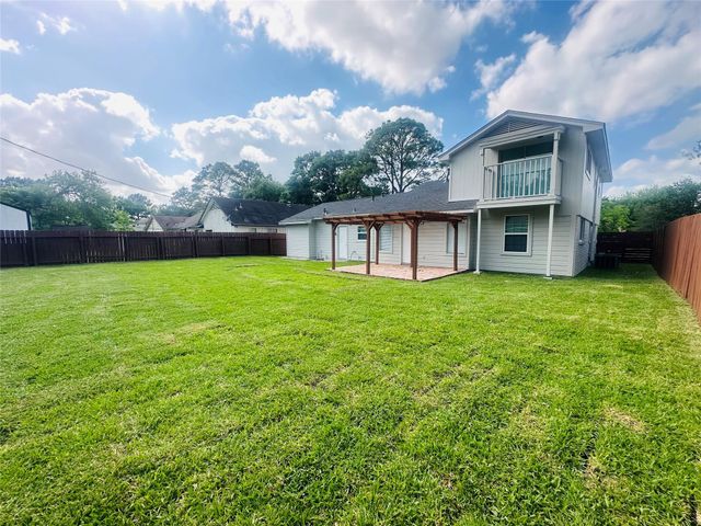 7131 Carvel Lane, Houston, TX 77074