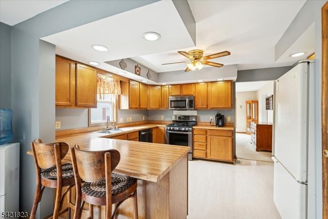 8 Mendham Ave, Morris Twp., NJ 07960
