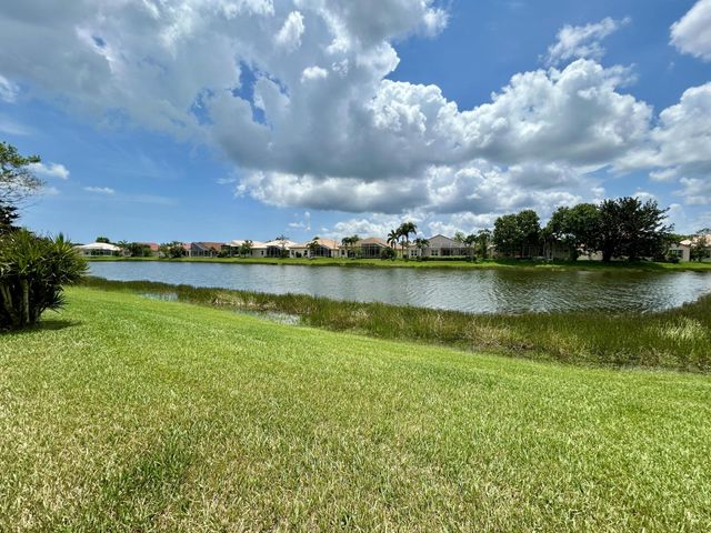 360 NW Shoreline Circle, Port St. Lucie, Port St Lucie, FL 34986