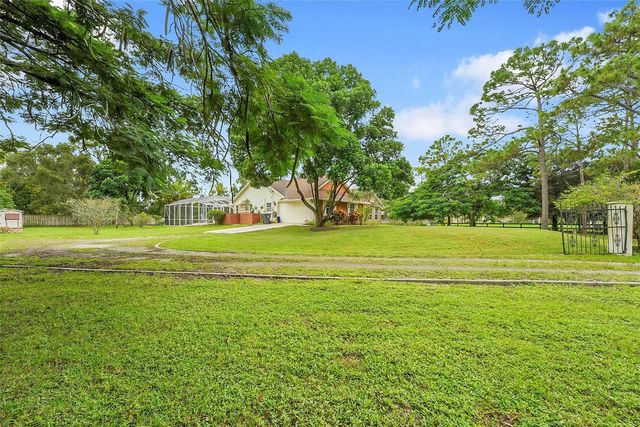 18392 48th Avenue N, Loxahatchee, FL 33470