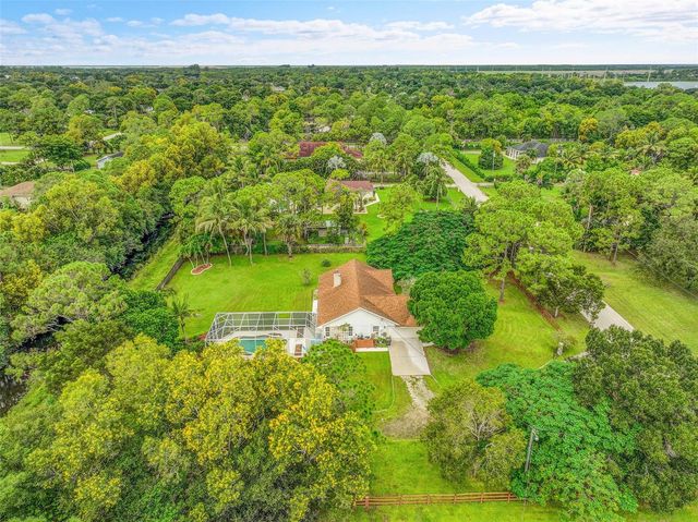 18392 48th Avenue N, Loxahatchee, FL 33470