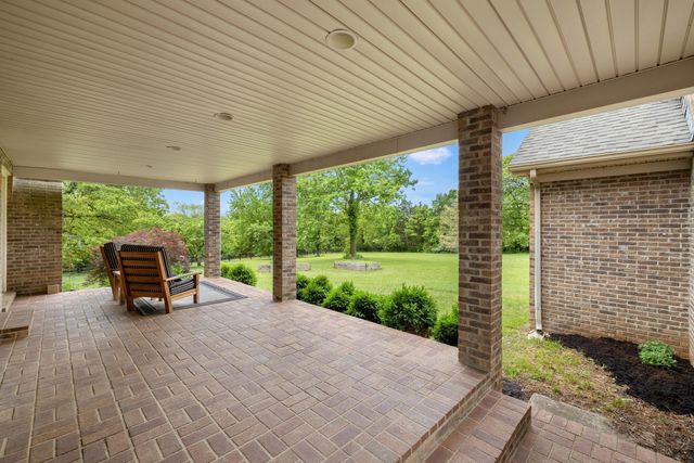 5108 Fords Mill Road, Versailles, KY 40383